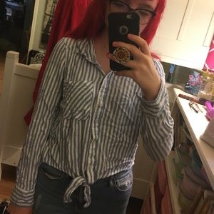 M blue and white Aeropostale button up